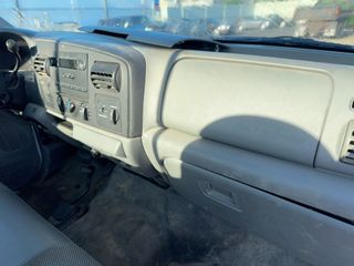 2005 Ford F-350 - Interior Full Dashboard Image